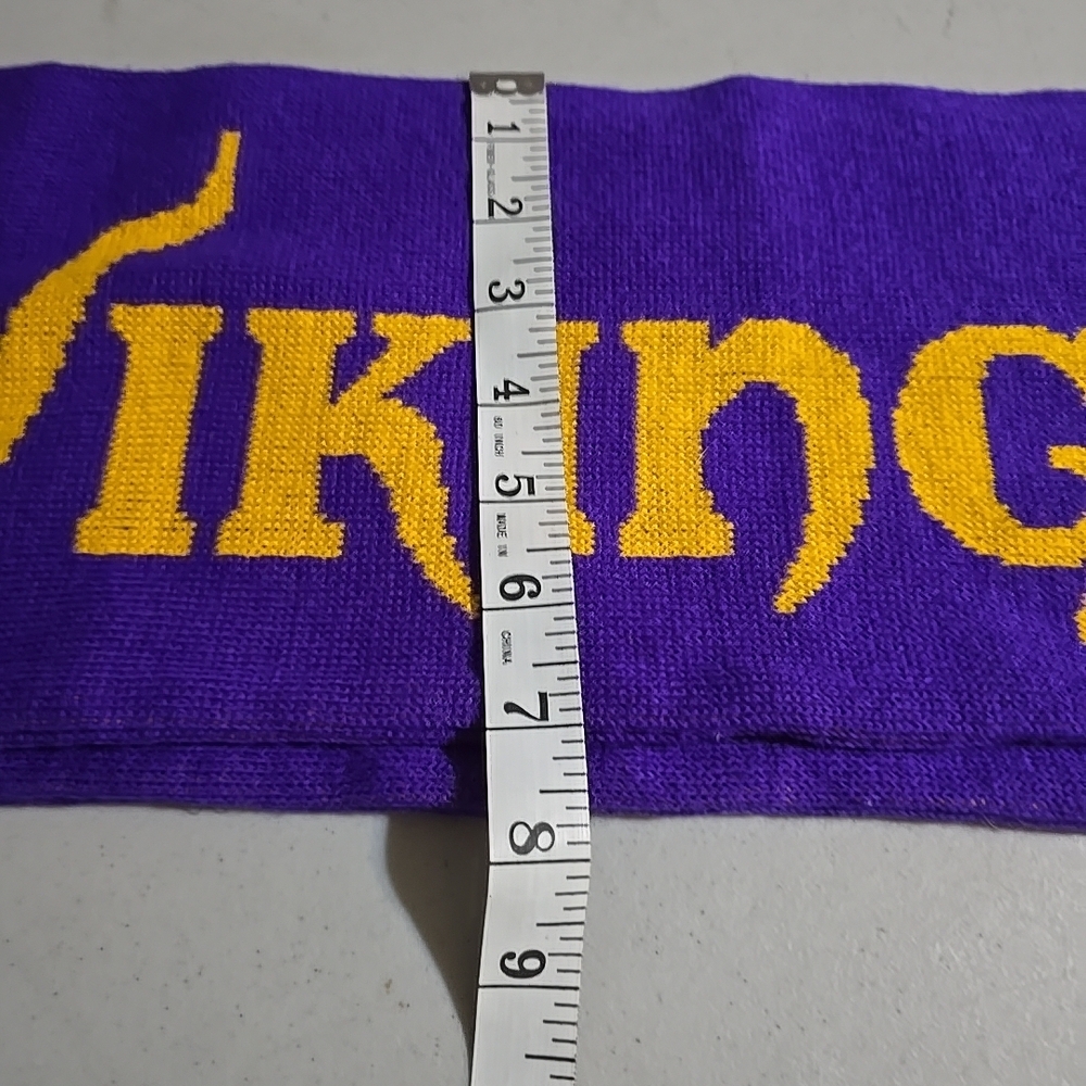 Unisex One Size Fits Most Purple and Yellow Minnesota Vikings Scarf - Picture 8 of 8